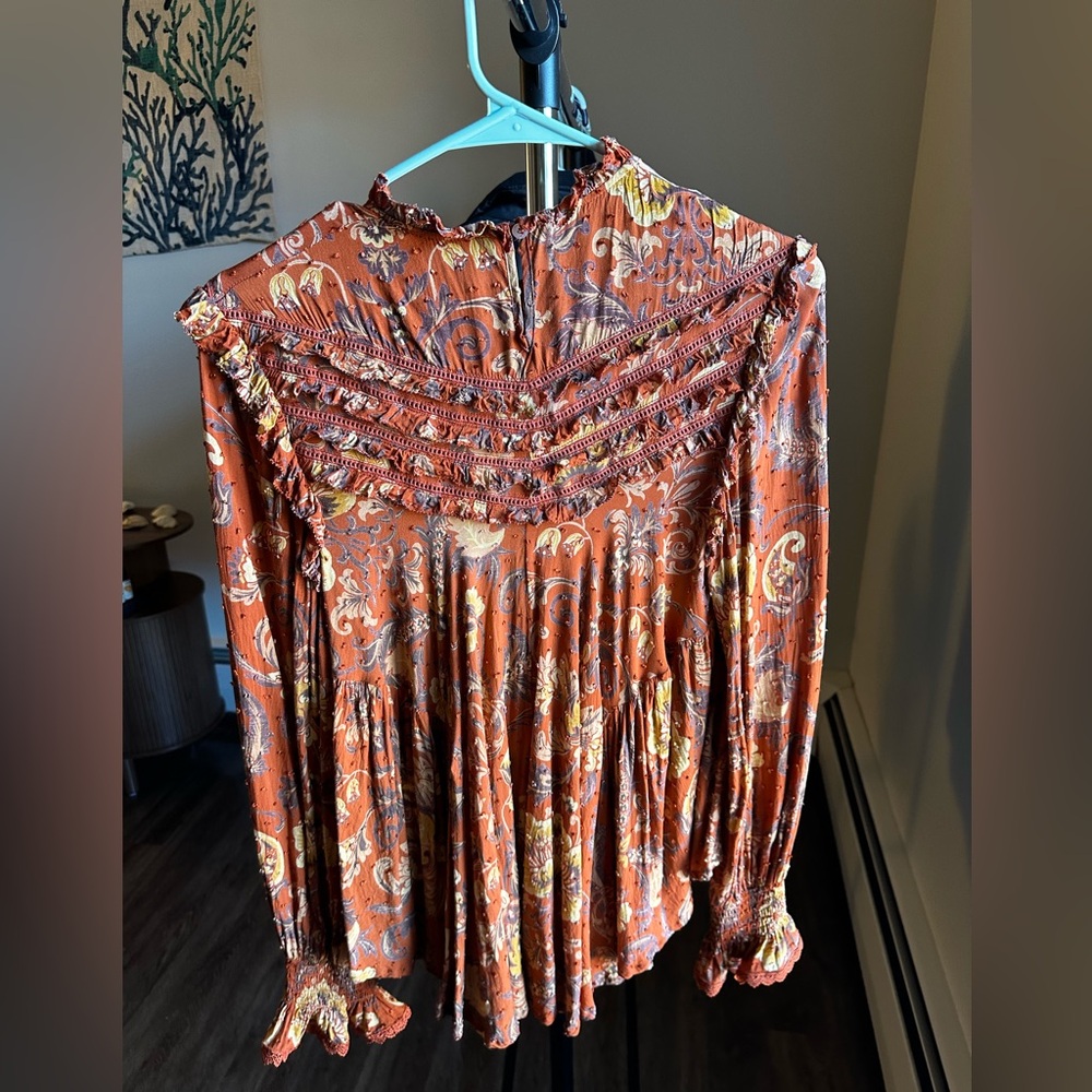 ~NWOT Spell Aurora Blouse Medium~ - Picture 5 of 5